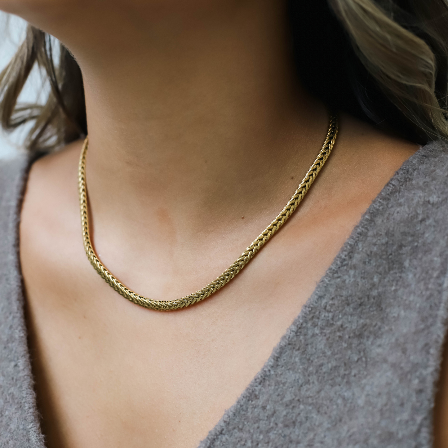 INTRECCIO. Collana