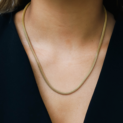 ESSENZA. Collana