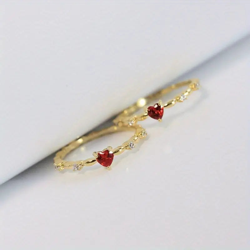 Anello Cuore con Rubino Dorato