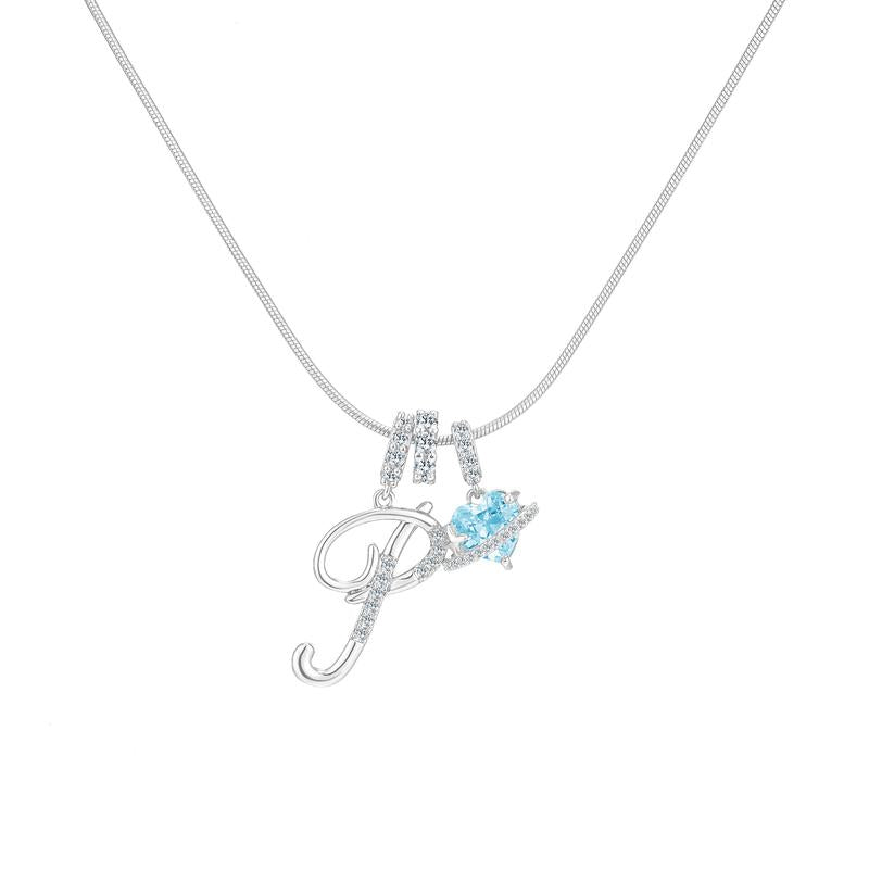 Collana con ciondolo a cuore con iniziale