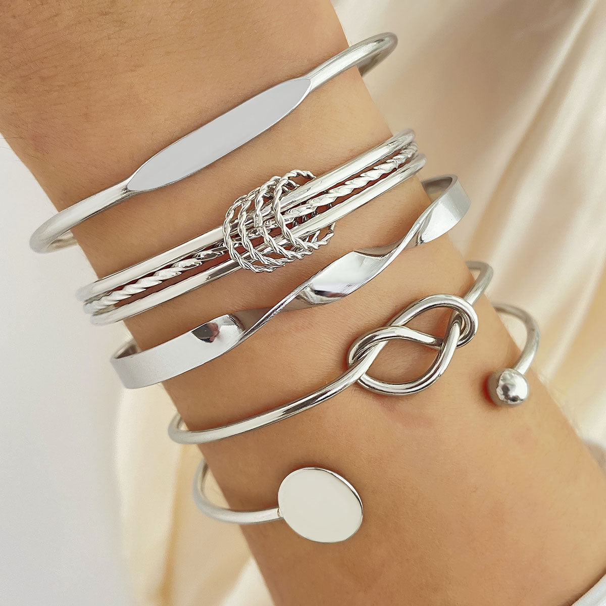 Set di Bracciali Elegance con Nodo