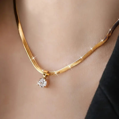 Collana con Ciondolo Elegante in Strass | Oro