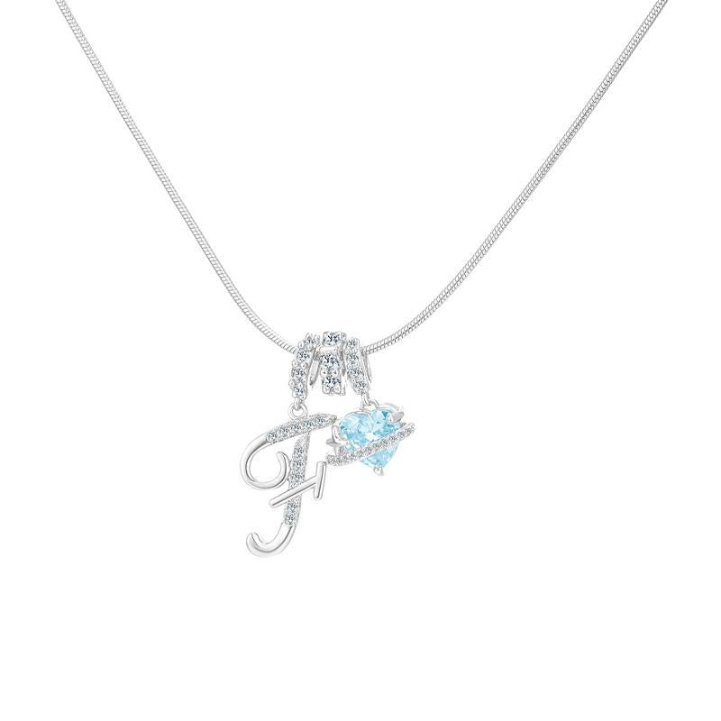 Collana con ciondolo a cuore con iniziale