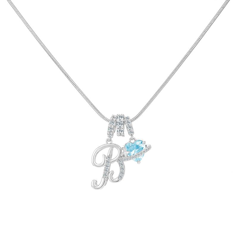 Collana con ciondolo a cuore con iniziale