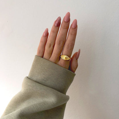 Anello Oval Rays Placcato Oro