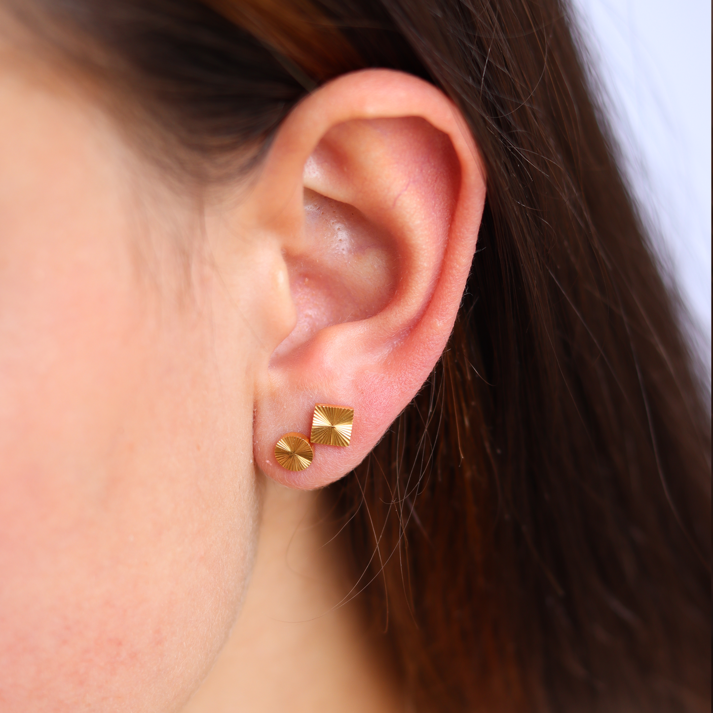 SQUARE STUDS.